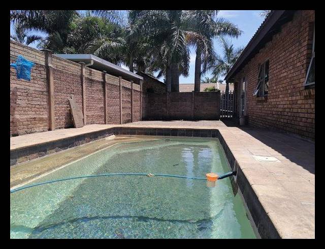 3 BEDROOM SIMPLEX FOR SALE IN ARBORETUM